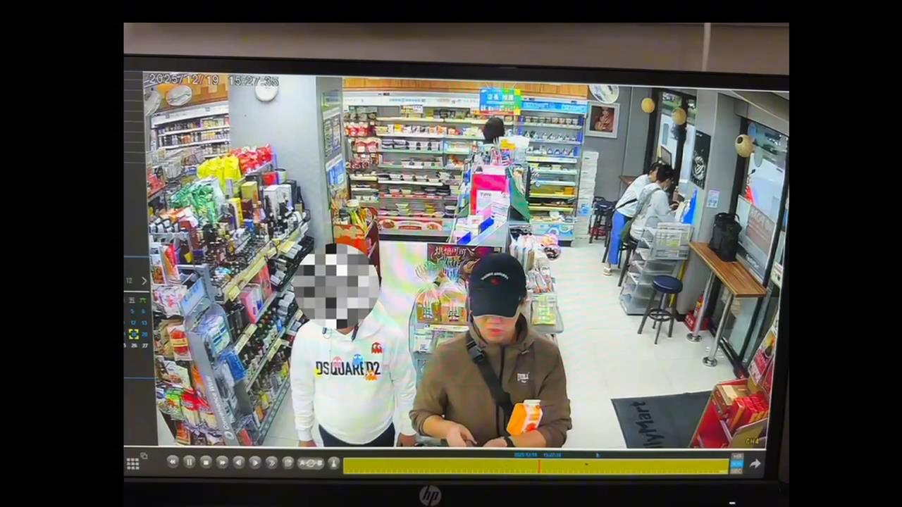 張文失業１年有錢買火藥？　慈母心疼兒每季匯錢金援