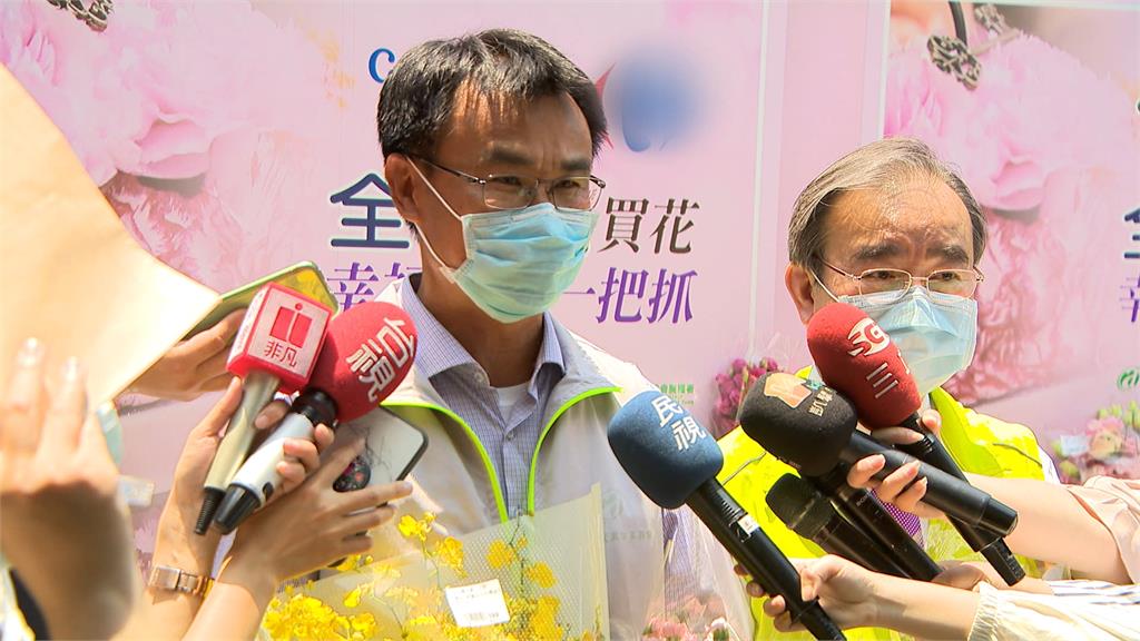 國產花燦放 農委會攜三超市賣鮮花