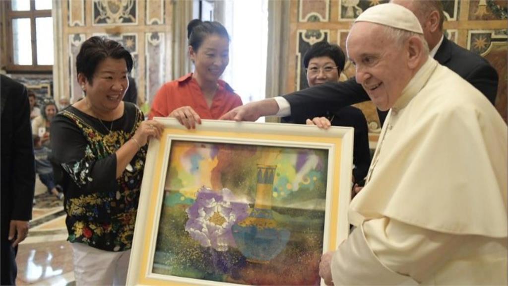 畫作被教宗方濟各賞識納入收藏　台灣畫家林伯禧：很光榮！
