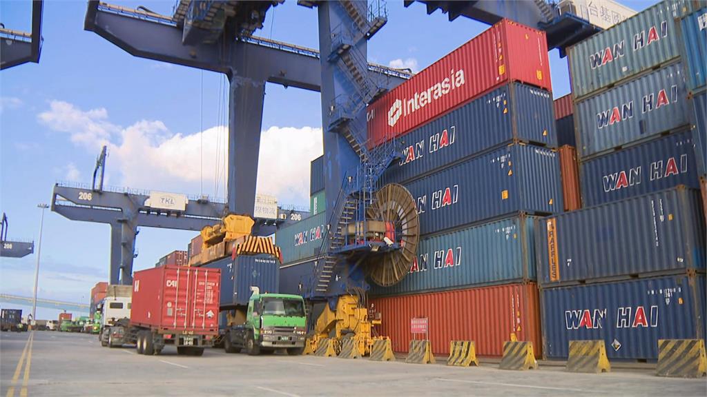 懸掛式空中軌道列車　「光谷空軌」預計今年通車