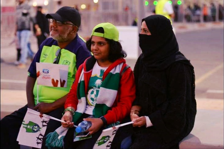 沙烏地阿拉伯新突破 女人能看足球賽