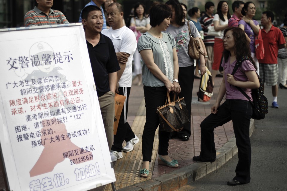 快新聞／中國大學太難考　西藏政府推出「高考移民」引爭議