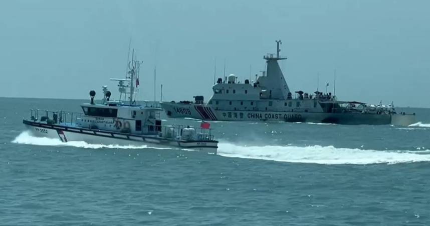 中國快艇花嶼海域搶漁獲魚具 澎湖漁民憂「母子船」藏身恐成國安隱憂
