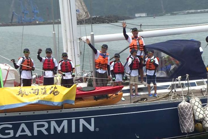 國小生駕船到石垣島 6名小小水手啟航