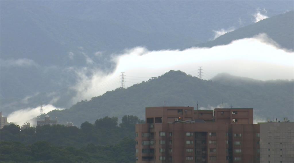 輕颱丹娜絲持續縮水！今中午解陸警、17：30海警解除