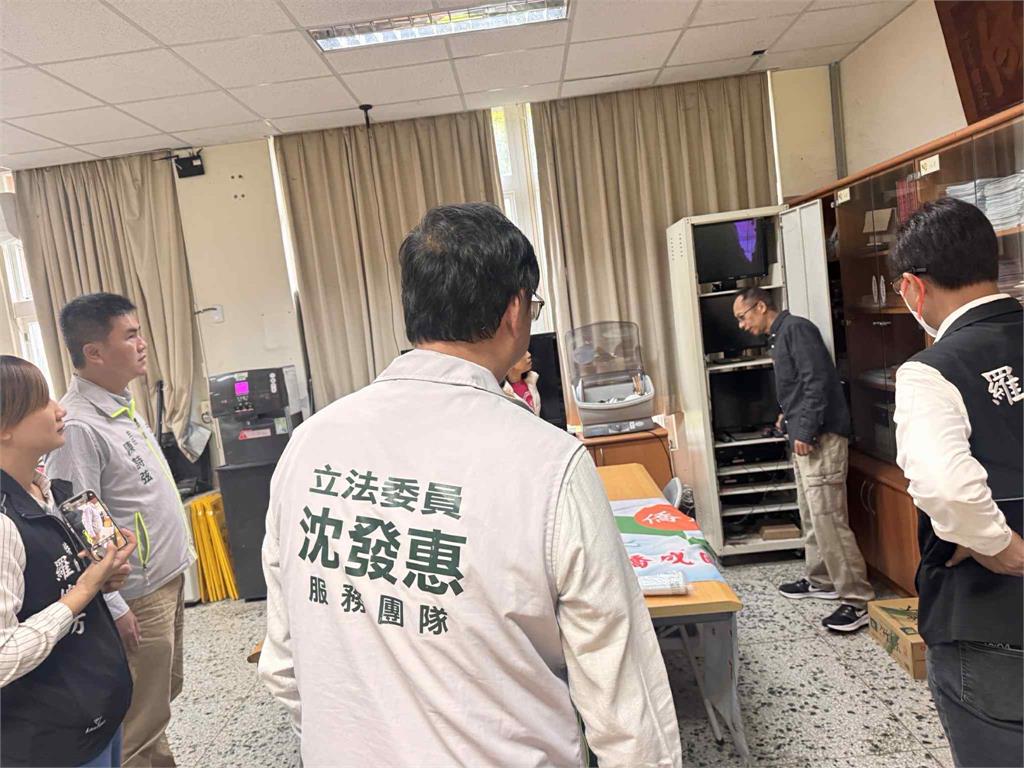 快新聞/上下課得搖鈴!苗栗僑成國小廣播設備老舊 綠民代積極爭取更新