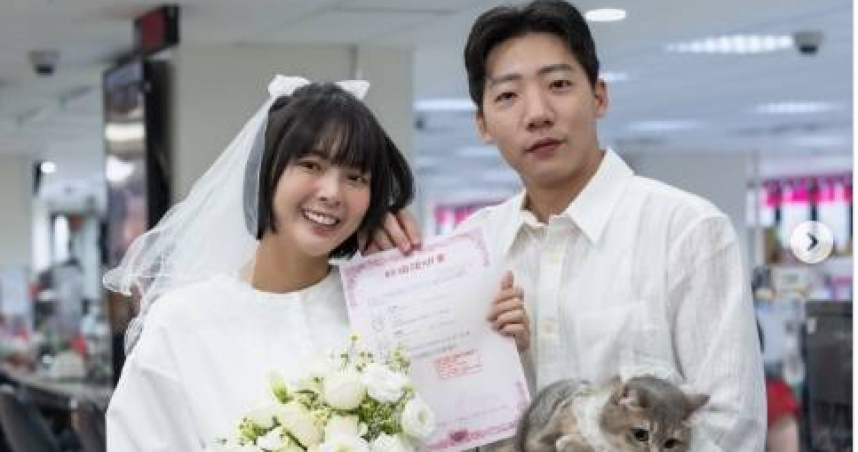 小豬黃沐妍曬婚戒甜喊「我們結婚了」 感性告白:要永遠走下去