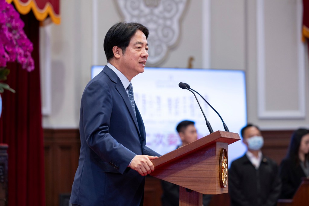 快新聞/賴總統拋研議「身心調適假」 賴瑞隆支持:政院應盡速提案送立院審議