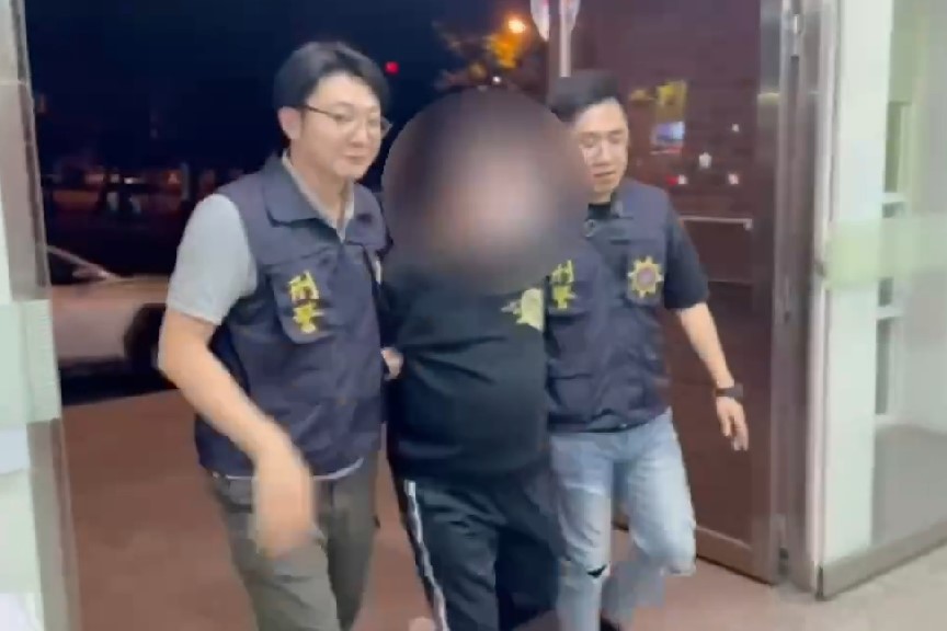 快新聞／今早立委鍾佳濱服務處遭砸　犯案男子落網、初判動機是「這個」