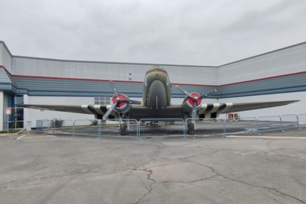 飛機塗裝的功能性、標示性和象徵意義