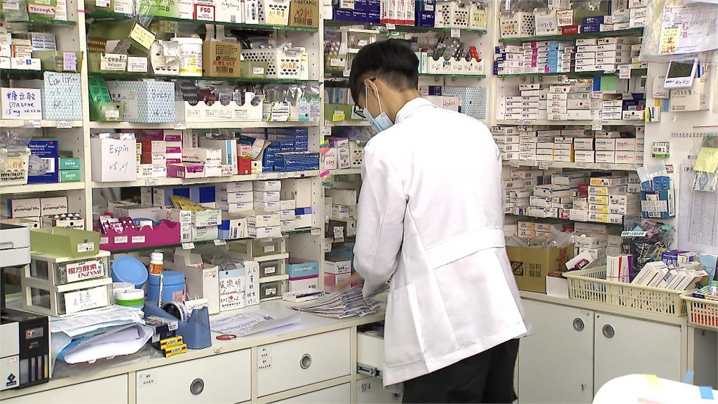街頭藥局林立比超商還多 藥局整合平台搶商機