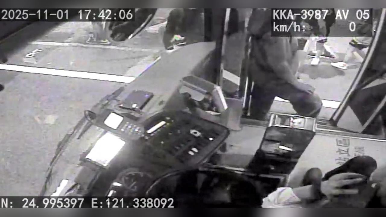 要幫學生討公道？　桃園醉男持「螺絲起子」大鬧客運