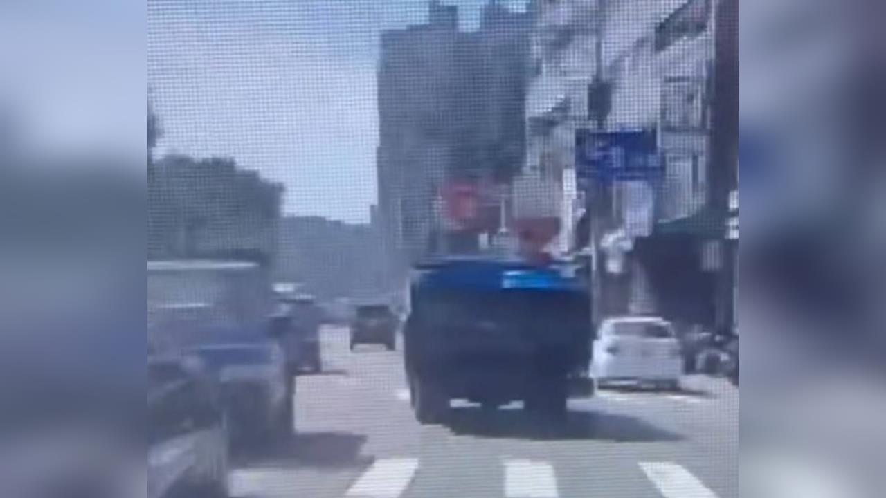 快新聞/廚餘一路灑!超噁防疫漏洞 台中廚餘車未加蓋