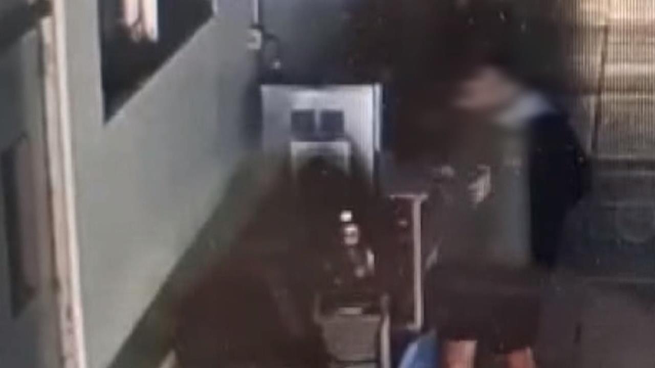 彰化校園連傳竊案！男子闖校內「翻包行竊」　至少６０人受害