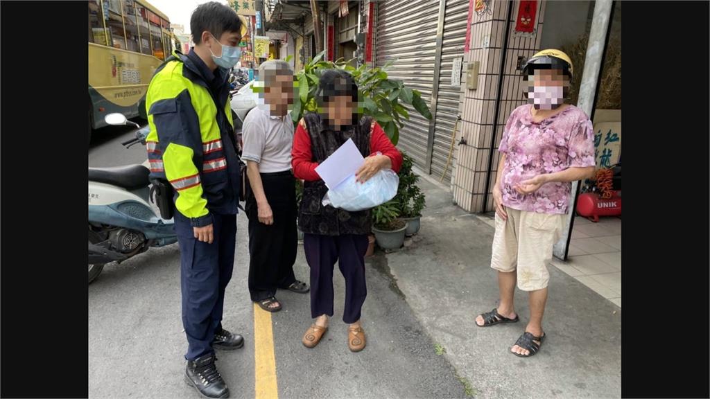 藥師掉三百口罩 拾獲者熱心送派出所