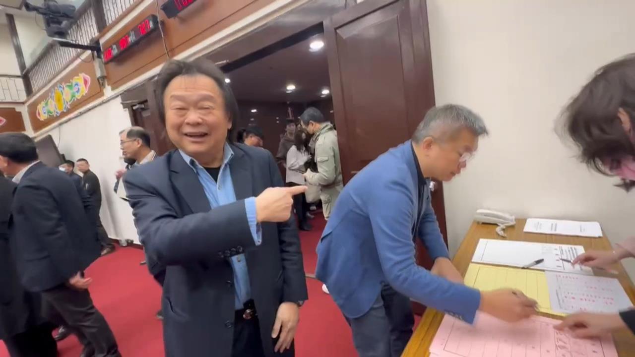 當奇兵選桃園市長？　王世堅閃得快狂說「他」最強