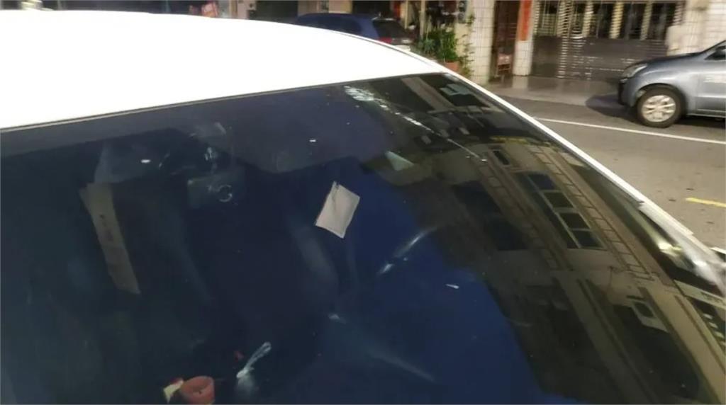 車子停騎樓車窗被炸裂　主辦宮廟：要找放炮的索賠