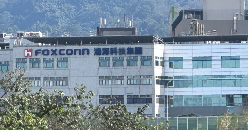 鴻海攜手軟銀、ZutaCore    強攻AI伺服器散熱導入輝達H200