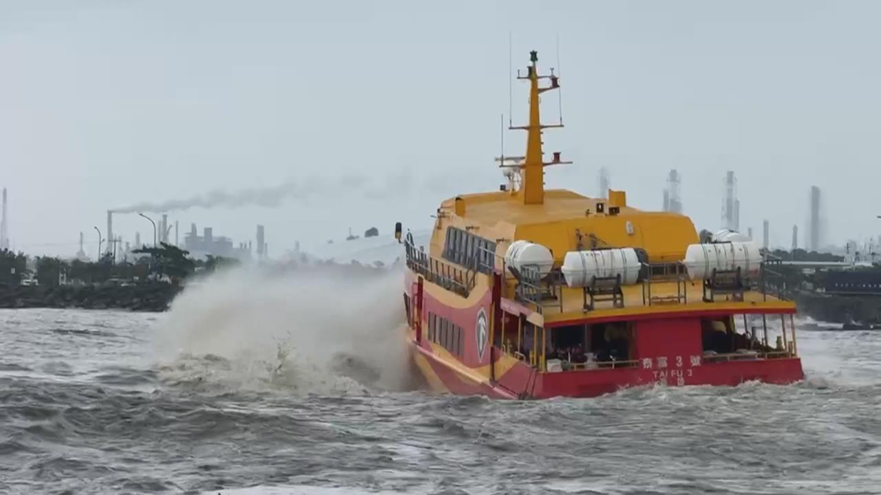 小琉球交通船駕駛大不易　無倒車雷達考驗船長技術