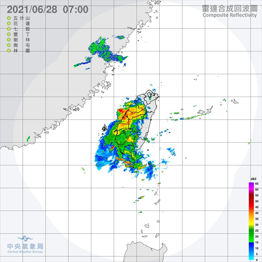 快新聞／台中以南8縣市大雨特報　雙北、花東防36度高溫