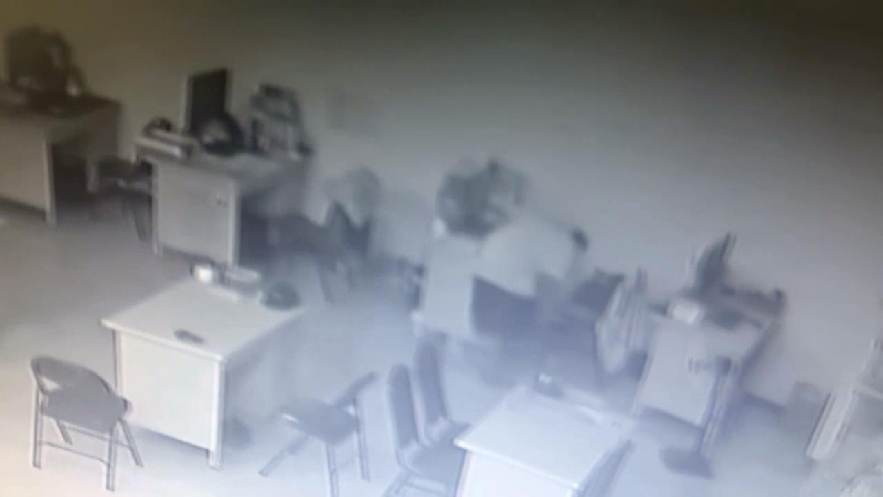 莊瑞雄服務處遭兩度闖入　男落網瞎扯「王爺叫我來的」