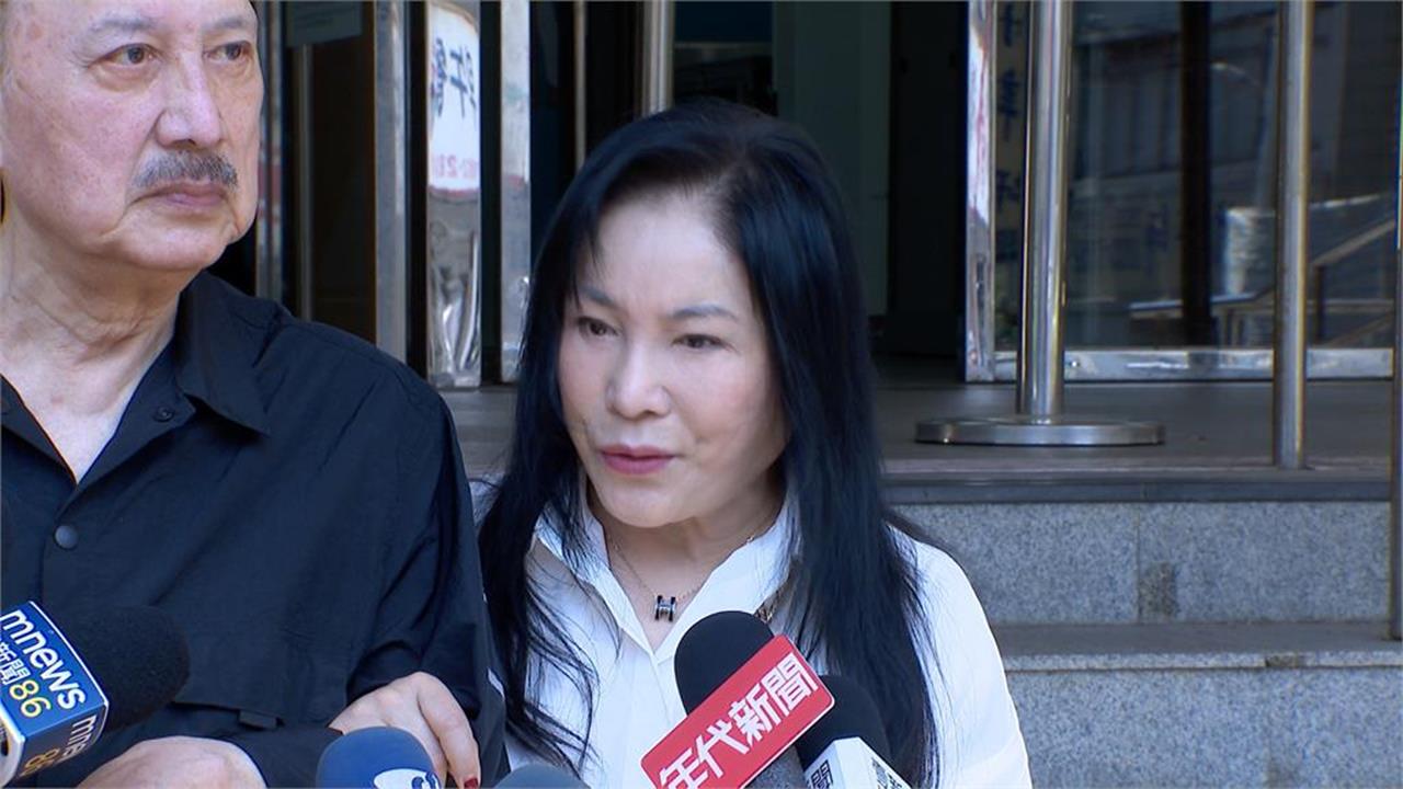 73歲李亞萍證實失智「出面痛哭」　認「1惡疾纏身」：萬一腦開刀怎麼辦