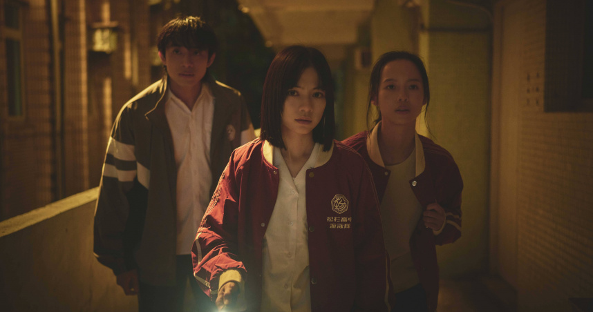恐怖片《晚窒息》11/27上映　姚愛寗、王渝屏、初孟軒捲入校園死亡詛咒