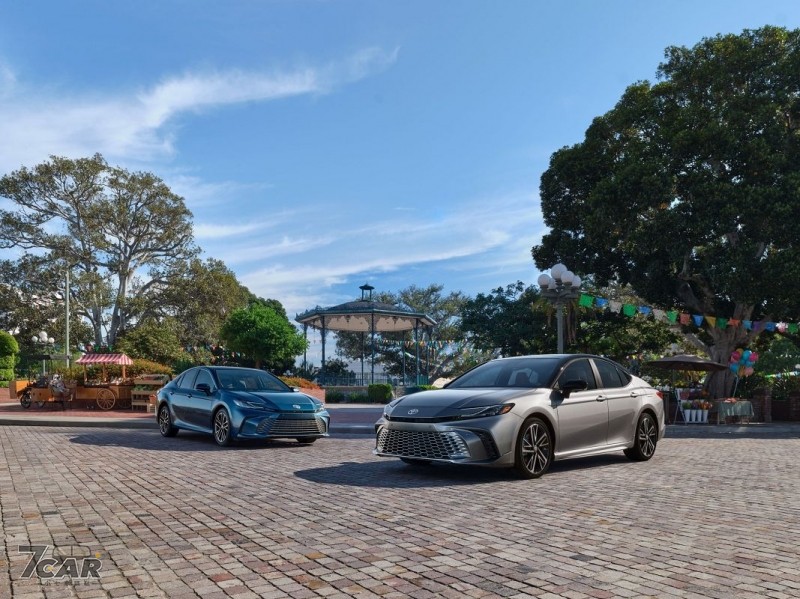 主打運動車型、現僅提供 Hybrid 動力！　全新第 9 代 Toyota Camry 北美亮相