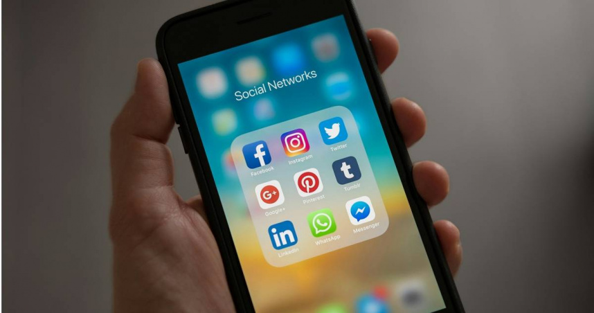 IG越滑越空虛?醫籲戒6行為:別落入「樂極生悲的多巴胺迴圈」