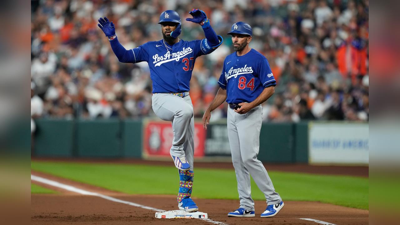 MLB(影)／道奇「西語老師」和太空人有奇妙緣分！竟擁有2017年冠軍戒指