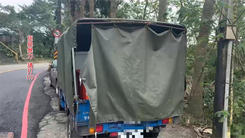 發財車冷凍櫃藏男焦屍！　駕駛座旁出現「神秘令旗+金紙」