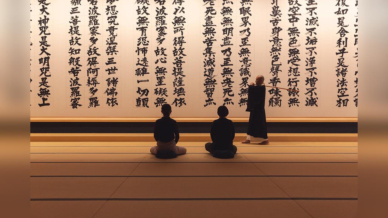 日本佛寺強推「數位排毒營」　靜坐、體操助遠離手機成癮
