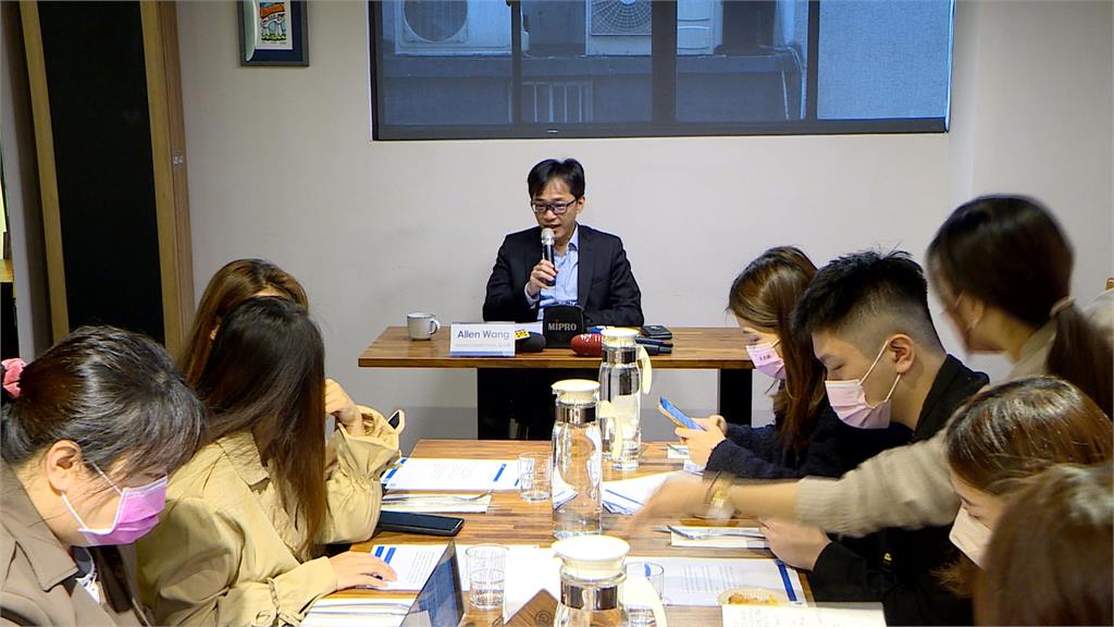 首例！外資股東怒槓可成　嗆滿手現金應「提高配發股利」