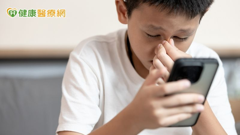 孩子3C不離手？營養師大推「吃４種食物」有益眼睛健康