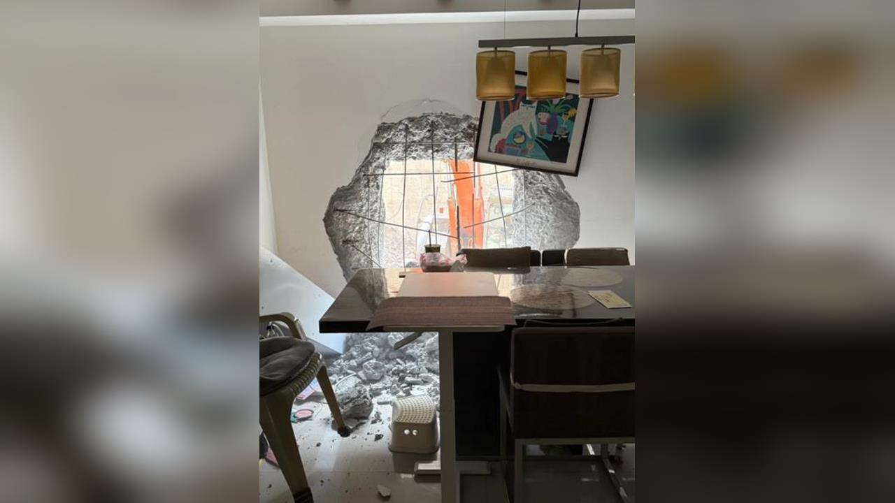 快新聞／拆房子拆到別人家！松江路居民牆壁破洞　網嘆：建商老招