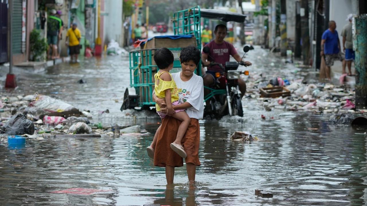 快新聞／鳳凰掃蕩呂宋島！菲律賓4人罹難　專家：未來颱風恐更健壯