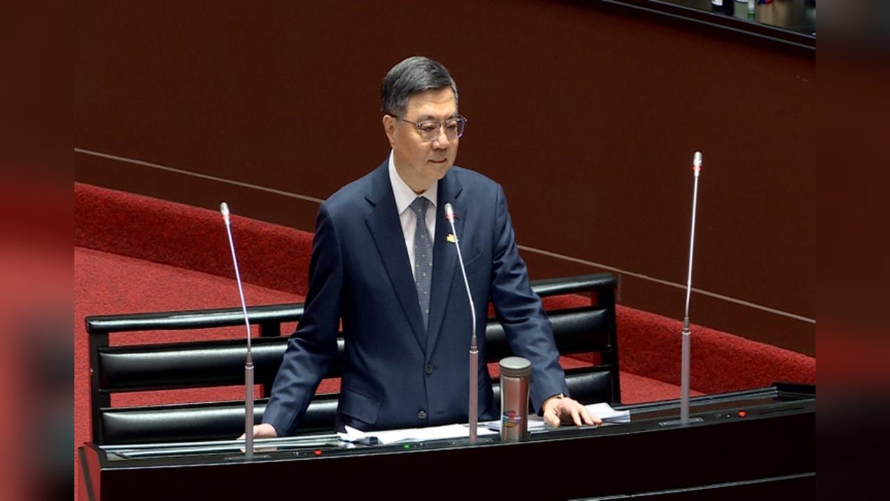 政院不副署財劃法　藍白立委不接球倒閣