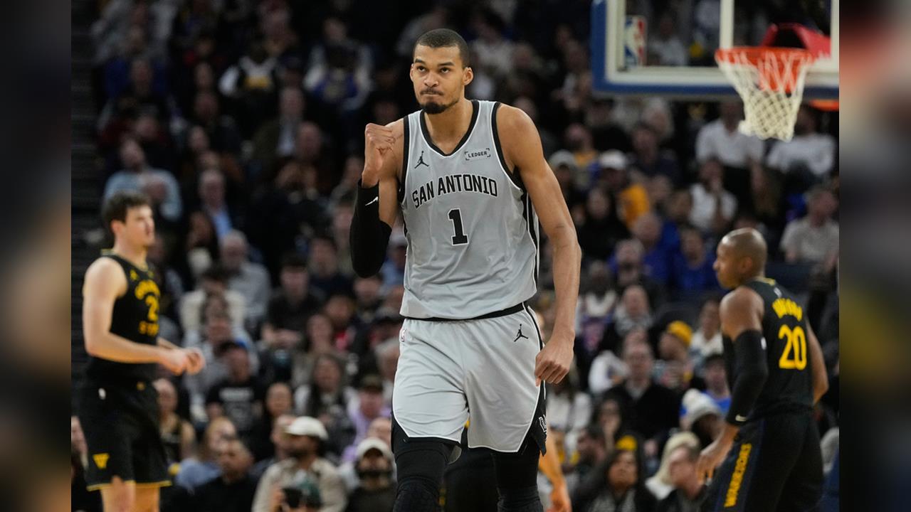 NBA(影)／斑馬+狐狸聯手克服16分落後！馬刺逆轉勝勇士拿下最近6連勝