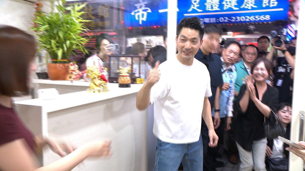 蔣一晚掃4夜市稱市政視察卻沿途喊凍蒜　被酸「假視察真掃街」