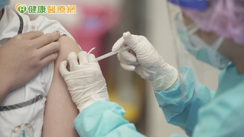 青少年除了BNT還要打那些疫苗? 接種懶人包一次看