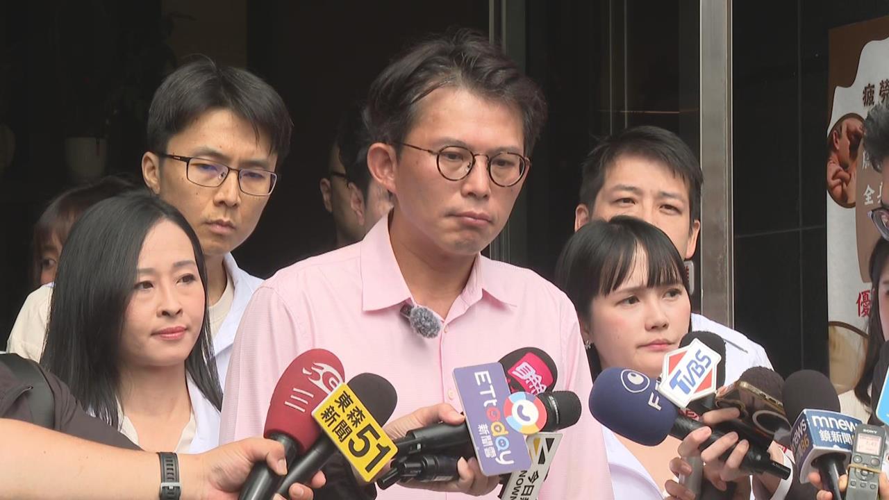 快新聞／柯文哲超吝嗇？前幕僚爆他嫌貴「設計民眾黨徽不想付錢」黃國昌鬆口了