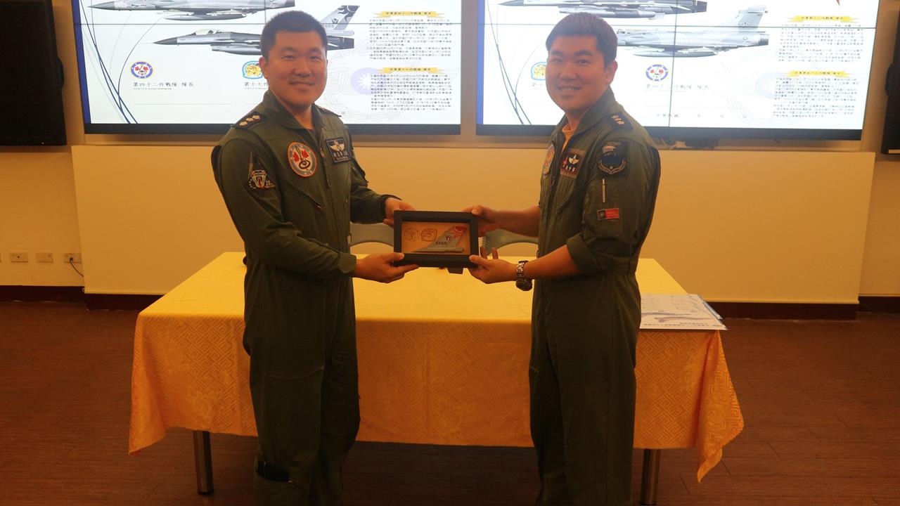 國軍首現「雙胞胎將軍」 胡志華、胡中華皆出身飛官