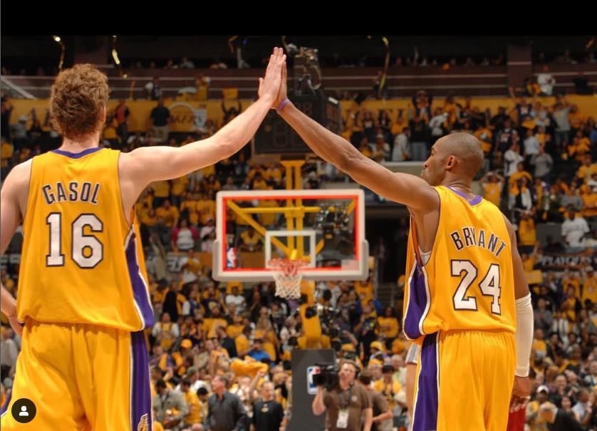 NBA(影)／巧合?17年前同一天湖人也有重磅交易　迎來Kobe最佳拍檔