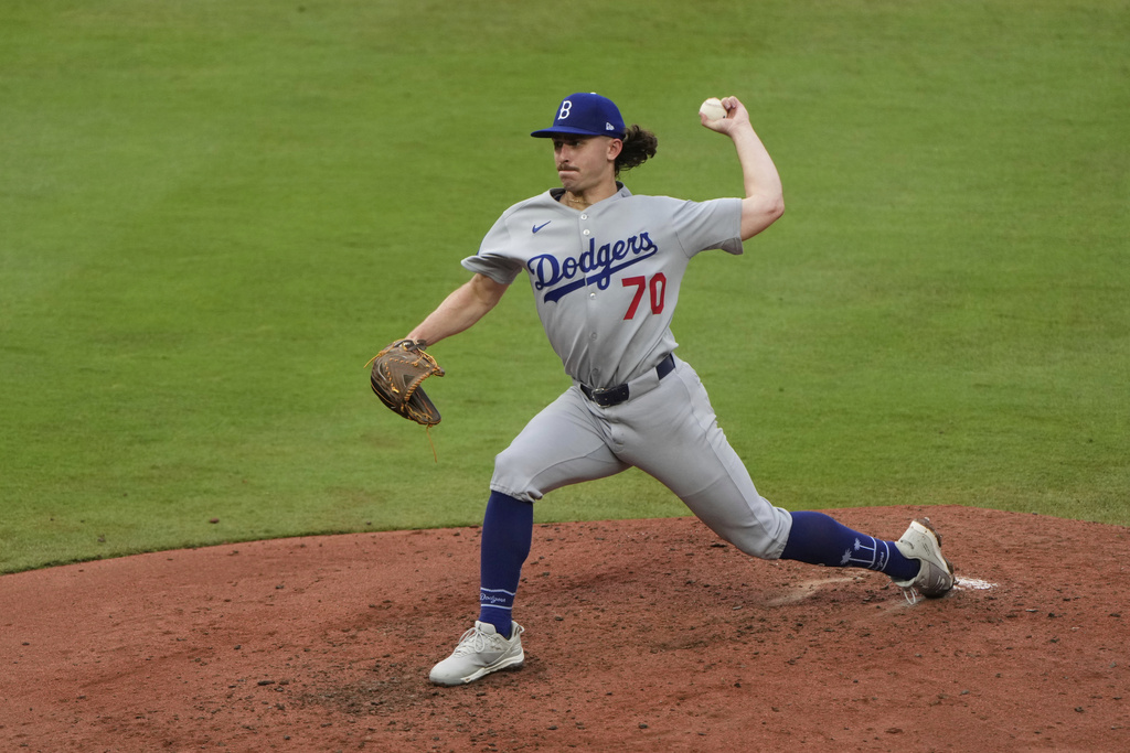 MLB/道奇年輕左投驚奇表現拯救投手傷兵潮 教頭羅伯斯大讚:特別可靠