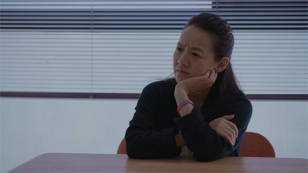 曾寶儀穩交導演男友19年首合體！她多次崩潰哭了...認了是最後一次合作