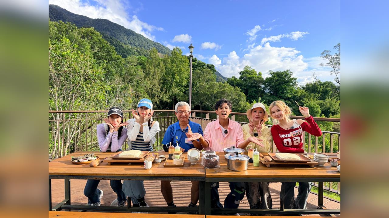 楊繡惠哭訴崎嶇陡峭溯溪讓她萌生辭職念頭！喝下花蓮「金針忘憂茶」忘記憂愁笑歪眾人