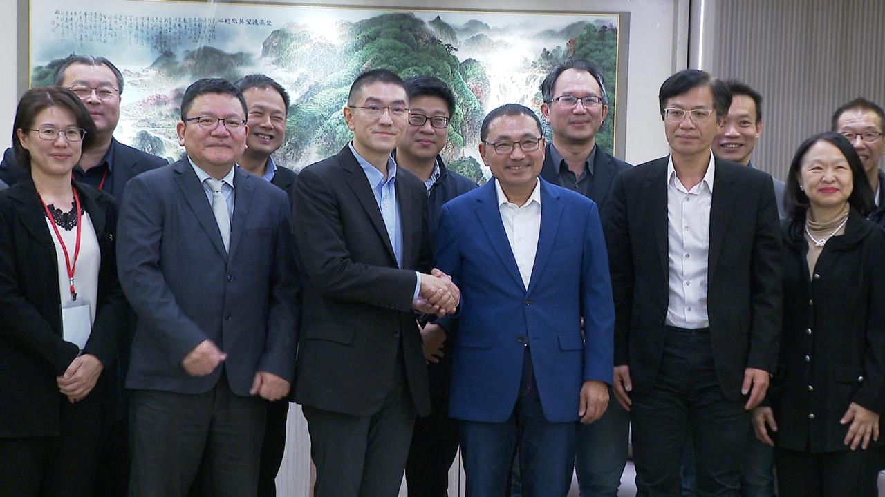 新北「都更三箭」翻轉城市風貌 謝國樑率團隊取經