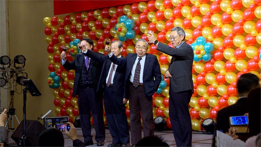 台塑化年終發多少？王文淵不敢掛保證