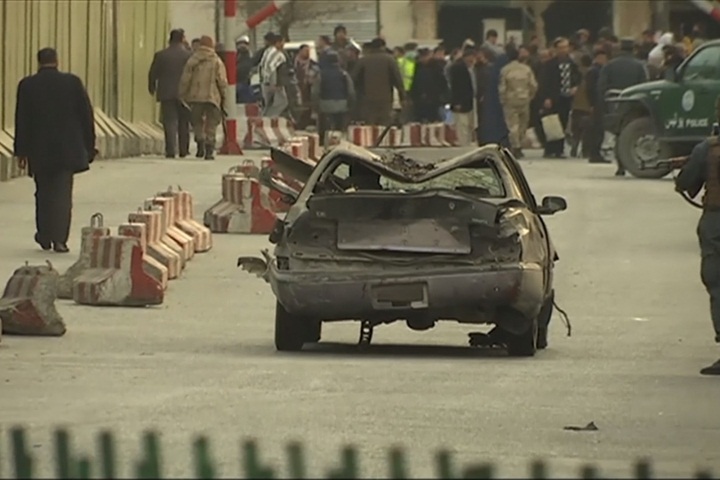 救護車當炸彈 阿富汗首都驚爆至少95死