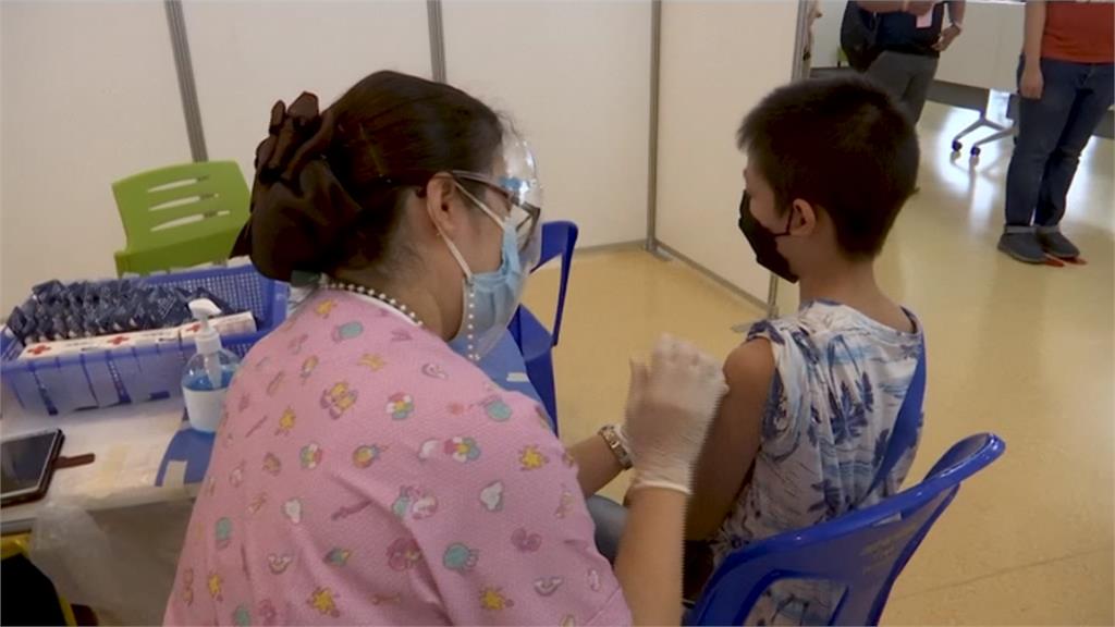 南韓與英換疫苗　泰國12-18歲接種BNT